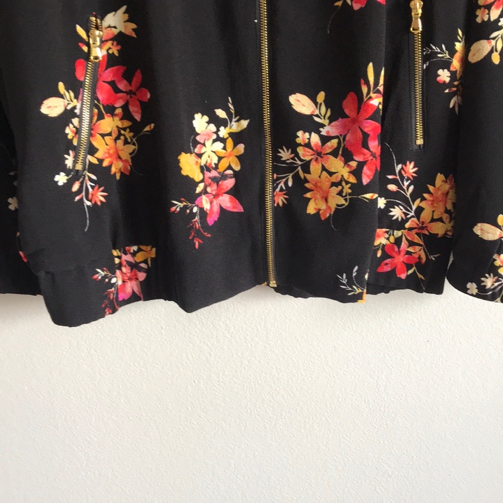 3/$20 AVA & VIV Bomber Jacket - Picture 7 of 8
